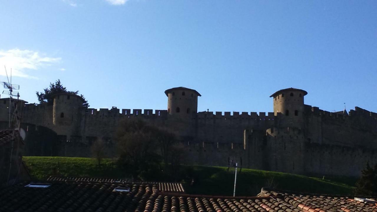 Gite Les 3 Tours 1E Etage Carcassonne Exterior photo